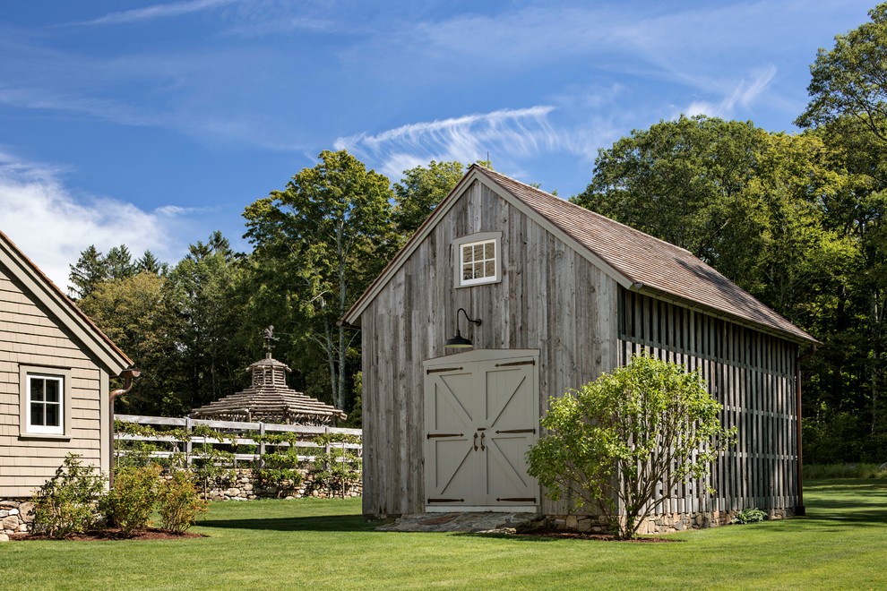 Design ideas for a mid-sized country detached barn in New York.