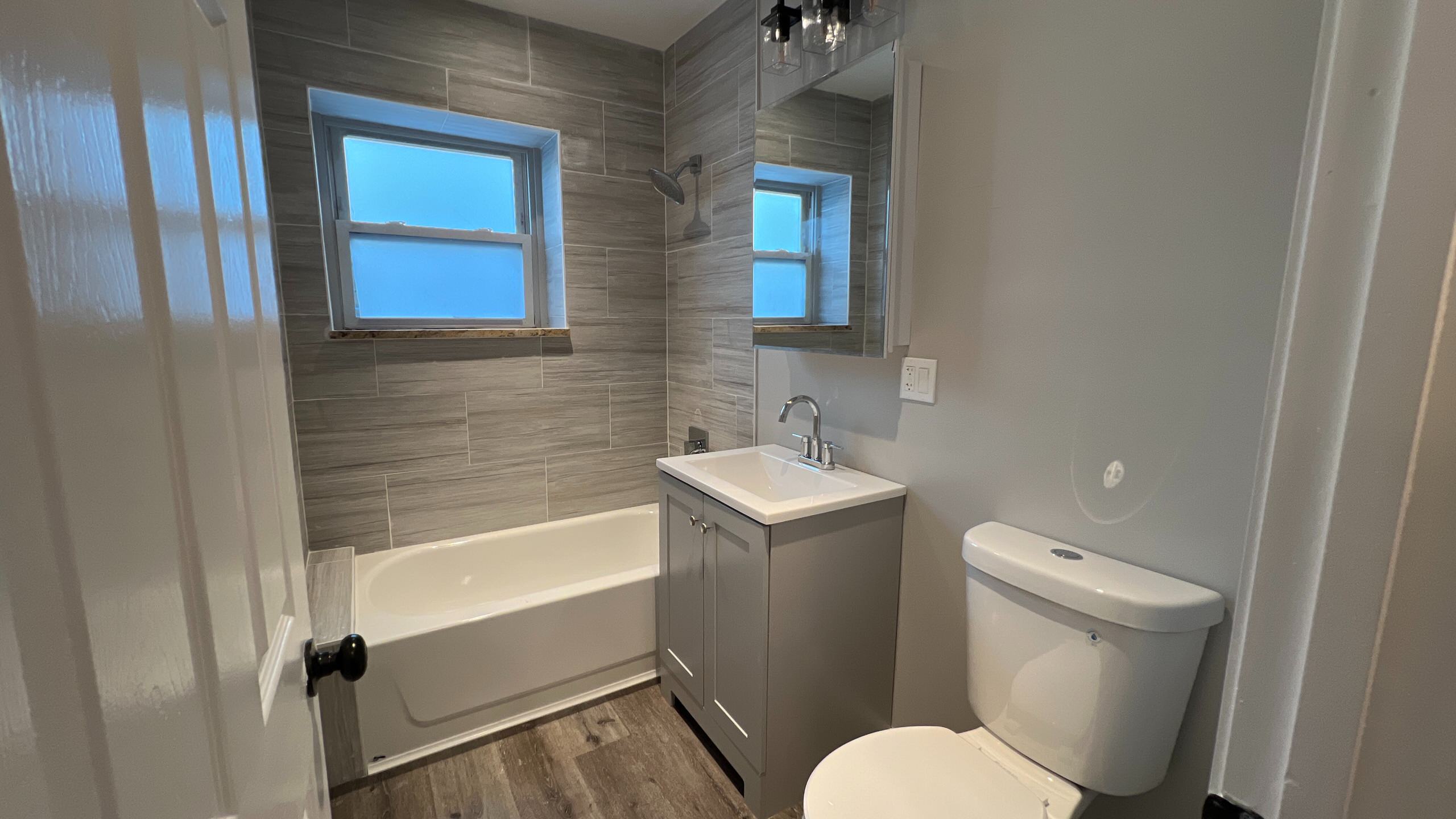Inspiration for a scandinavian bathroom remodel