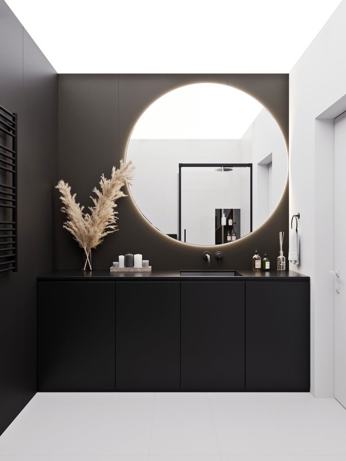 ЧЕРНОЕ И БЕЛОЕ