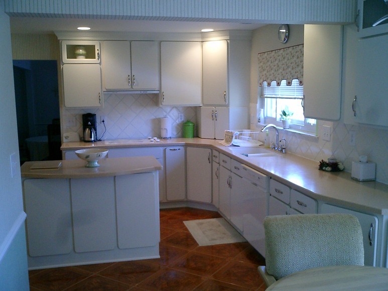 Kitchen - kitchen idea in Cincinnati