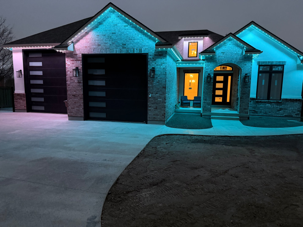 Utley Project-Multi-Gen Living and Expansive Garage