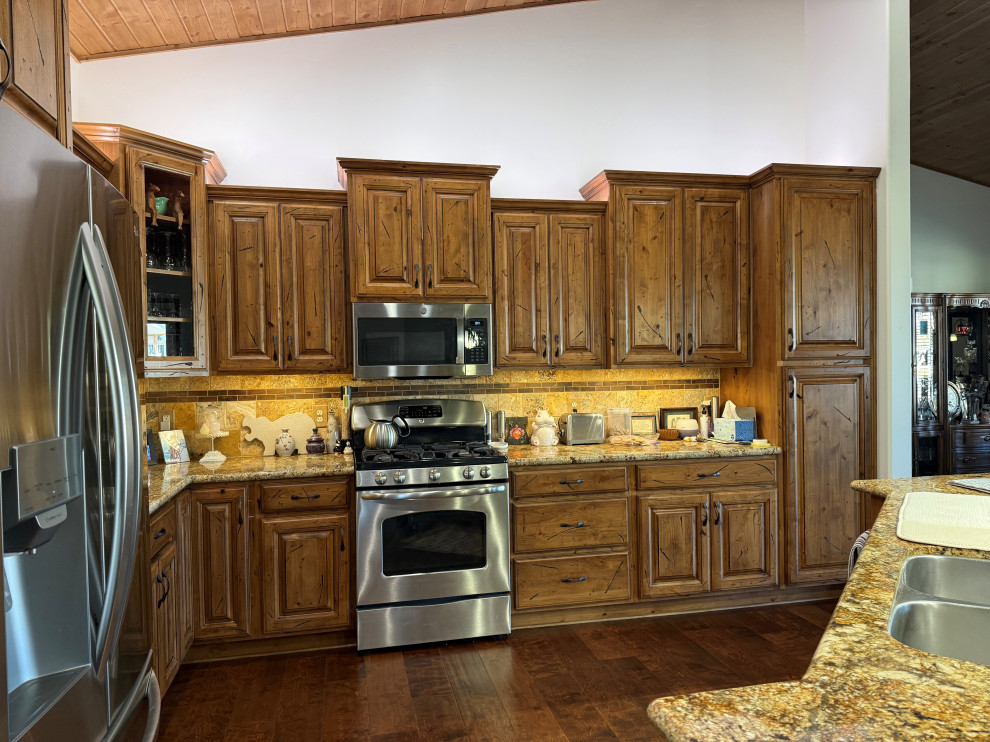 KITCHEN ATELIER