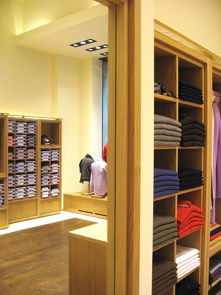 Madison Avenue Italian Men's Business Fashion Store