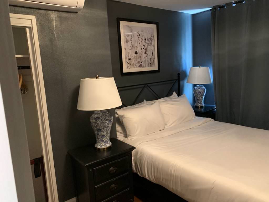 B&B Hawksbill Luray