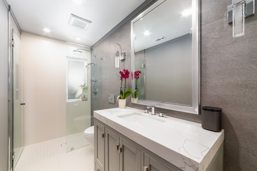Inspiration for a contemporary home design remodel in San Francisco