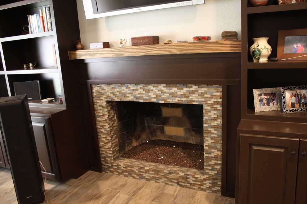 Example of a transitional home design design in Orange County