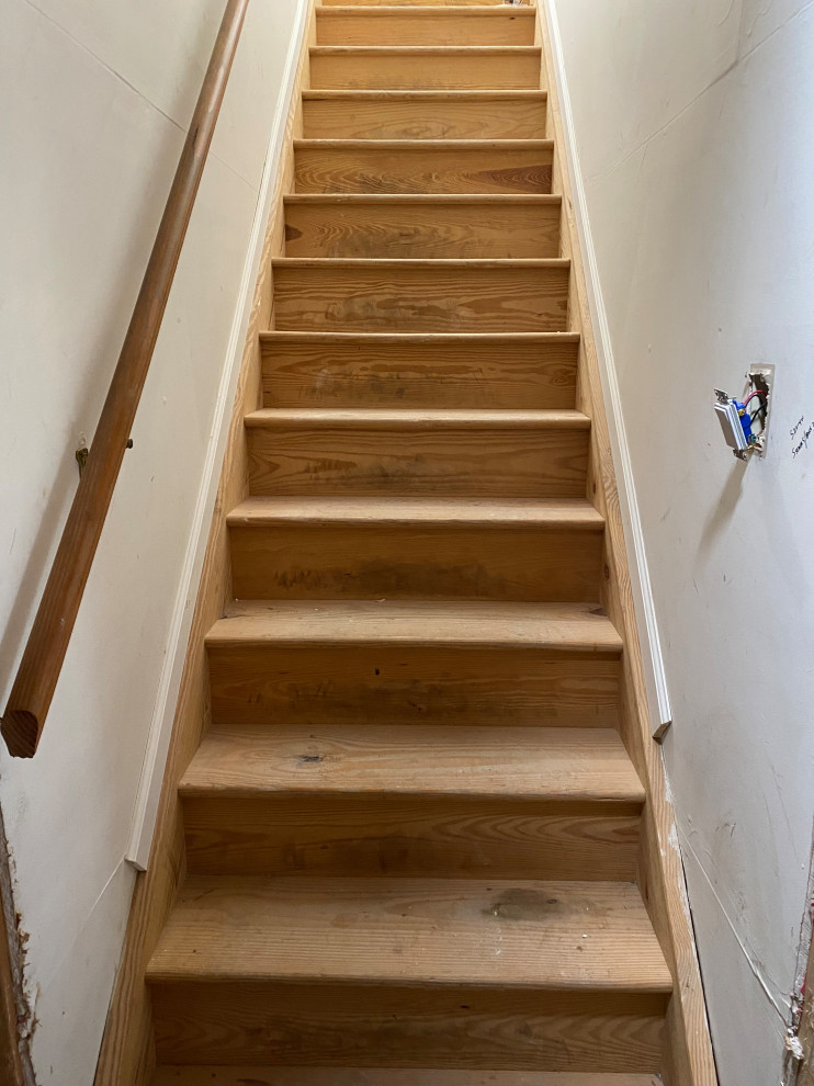 Best Paint for Stairs in a Basement