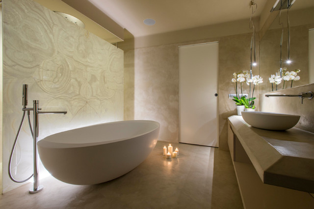 Villaggio Azzurro modern-bathroom