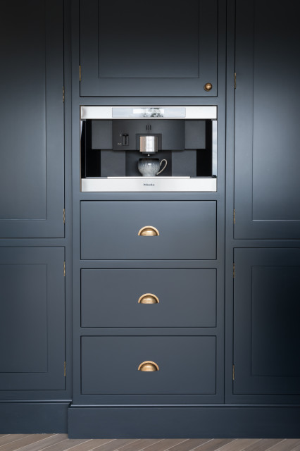 COTSWOLD transitional-kitchen