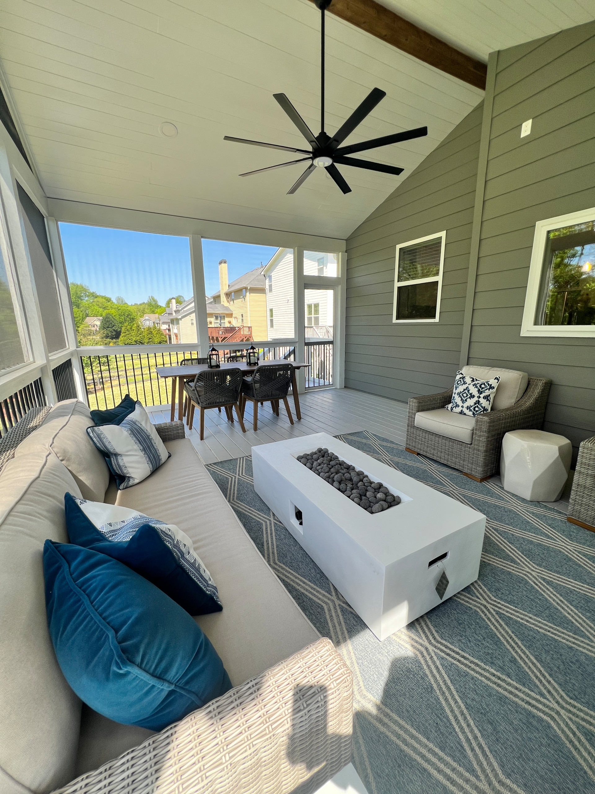 Screen Porch