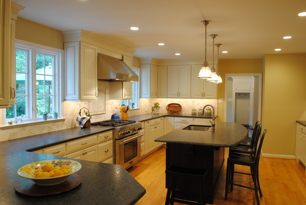 Example of a transitional kitchen design in Philadelphia