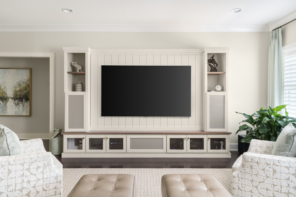 Transitional family room photo in Atlanta
