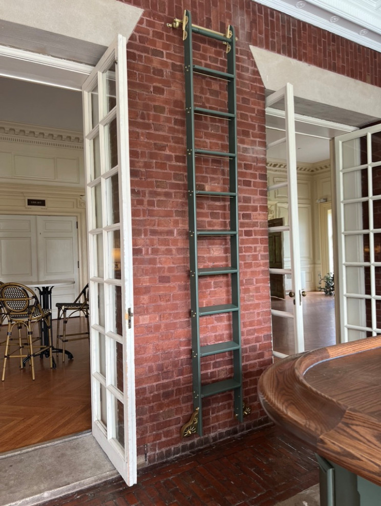 Allerton Mansion: Solarium
