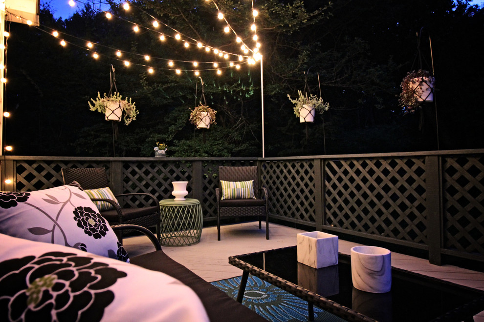 Small trendy backyard home design photo