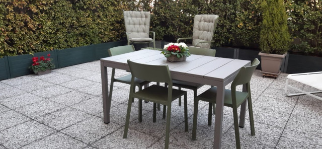 Arredo e restyling terrazza. Work in progress modern-traedaeck