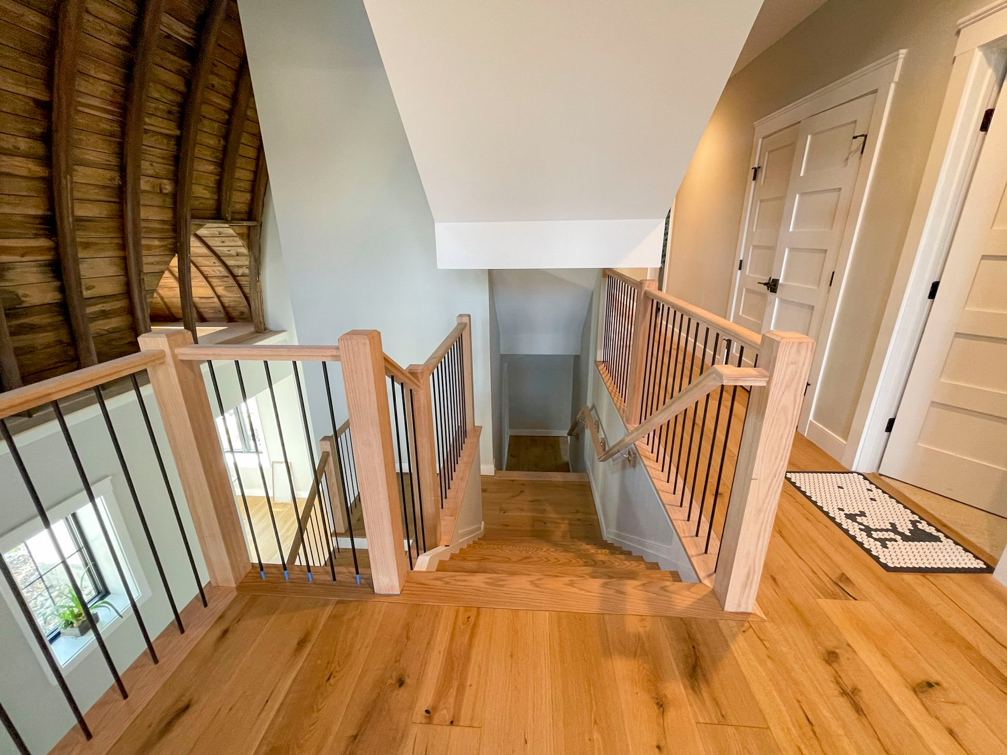 102_Straight-Freestanding Stairs/Landing in Barn Style Home, Leesburg VA 20175