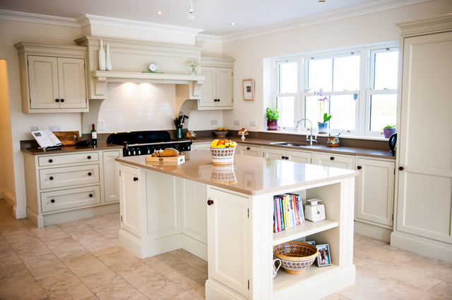 Traditional Bespoke Kitchen traditional-kitchen