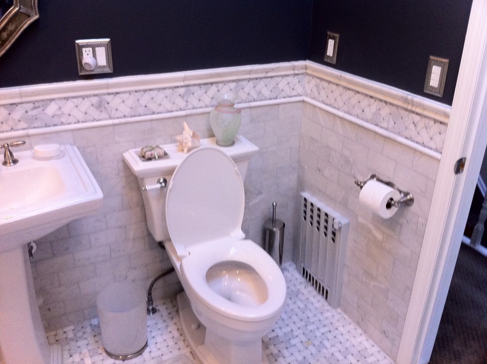 Photo of a traditional bathroom in New York.