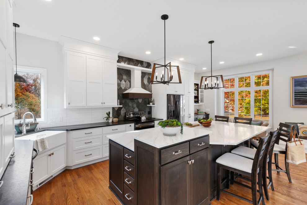 Example of a transitional kitchen design in Minneapolis