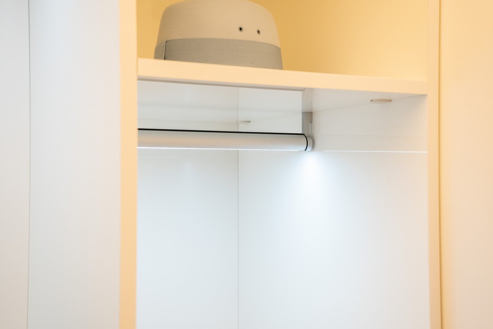 CORNICE raumplus трубка с LED лентой + крепления