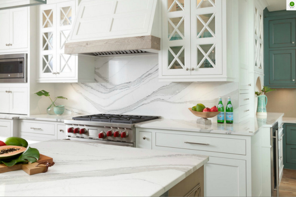 Kitchen - transitional kitchen idea in Indianapolis