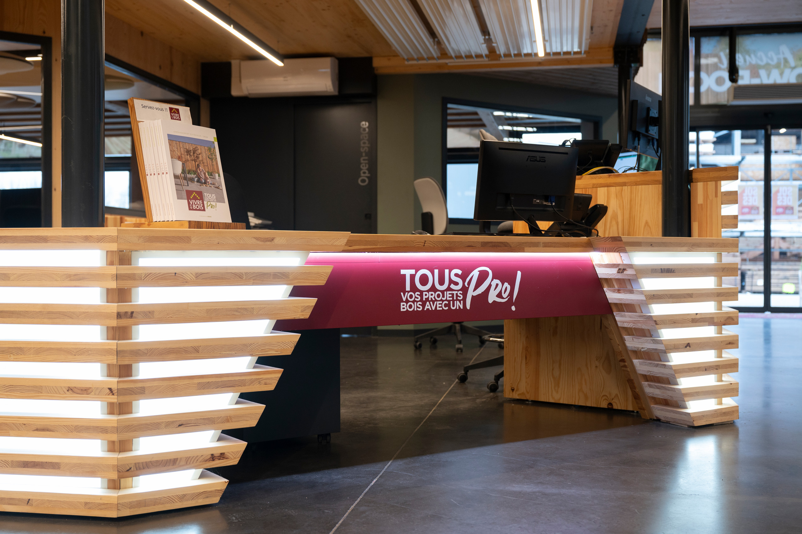 Comme chez soi au travail I Rénovation et extension de bureaux I 280 m2
