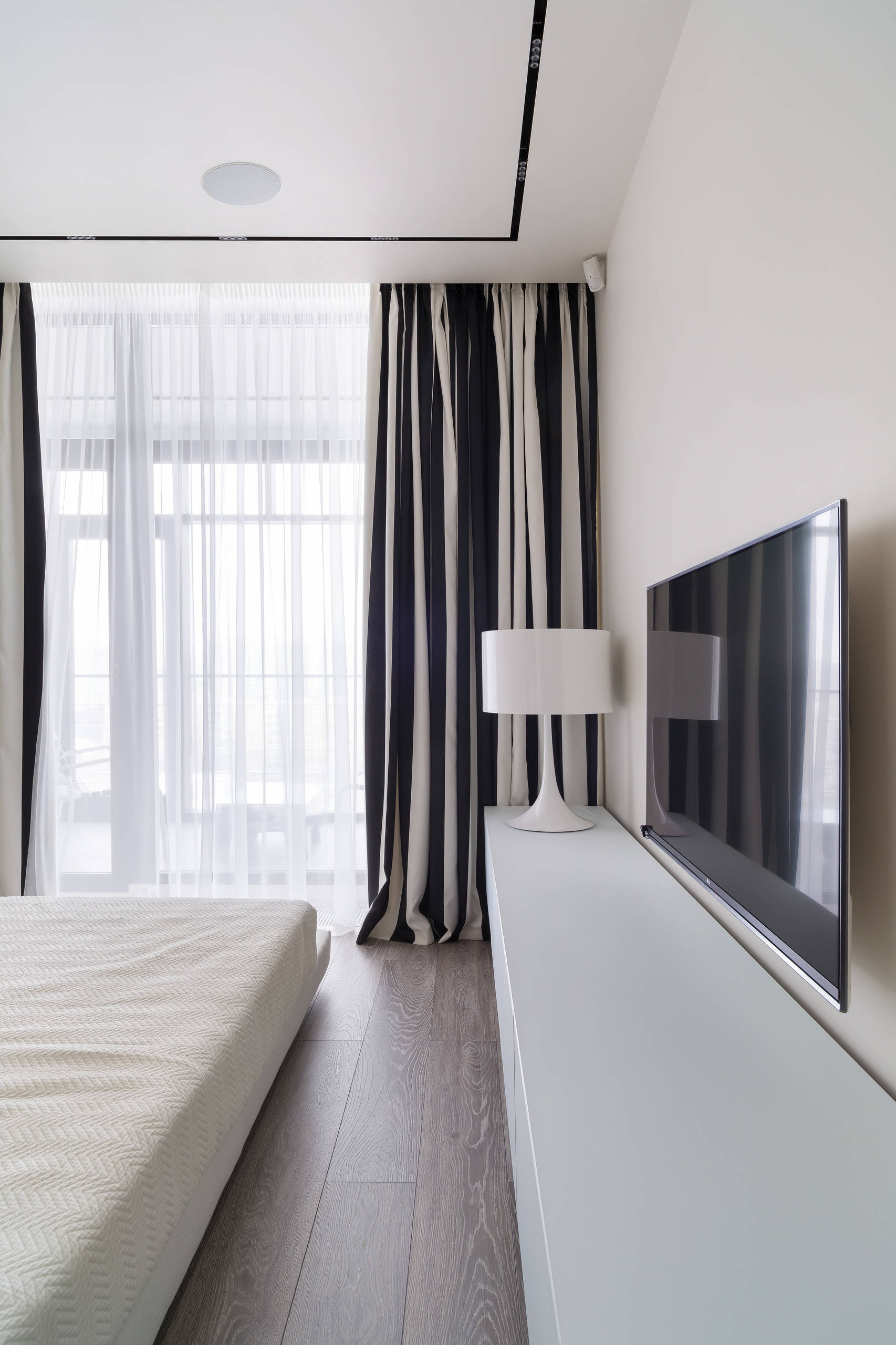 Дизайн комнаты для молодого человека в современном стиле: фото примеров интерьера