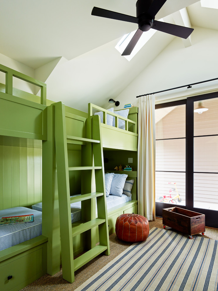 Country gender-neutral kids' bedroom in San Francisco with white walls and carpet.