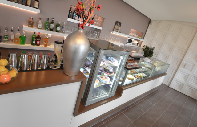 Caff&egrave; Belvedere modern-hausbar