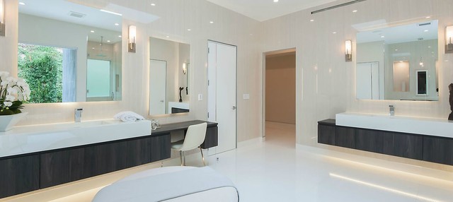 Master Bath modern-badezimmer