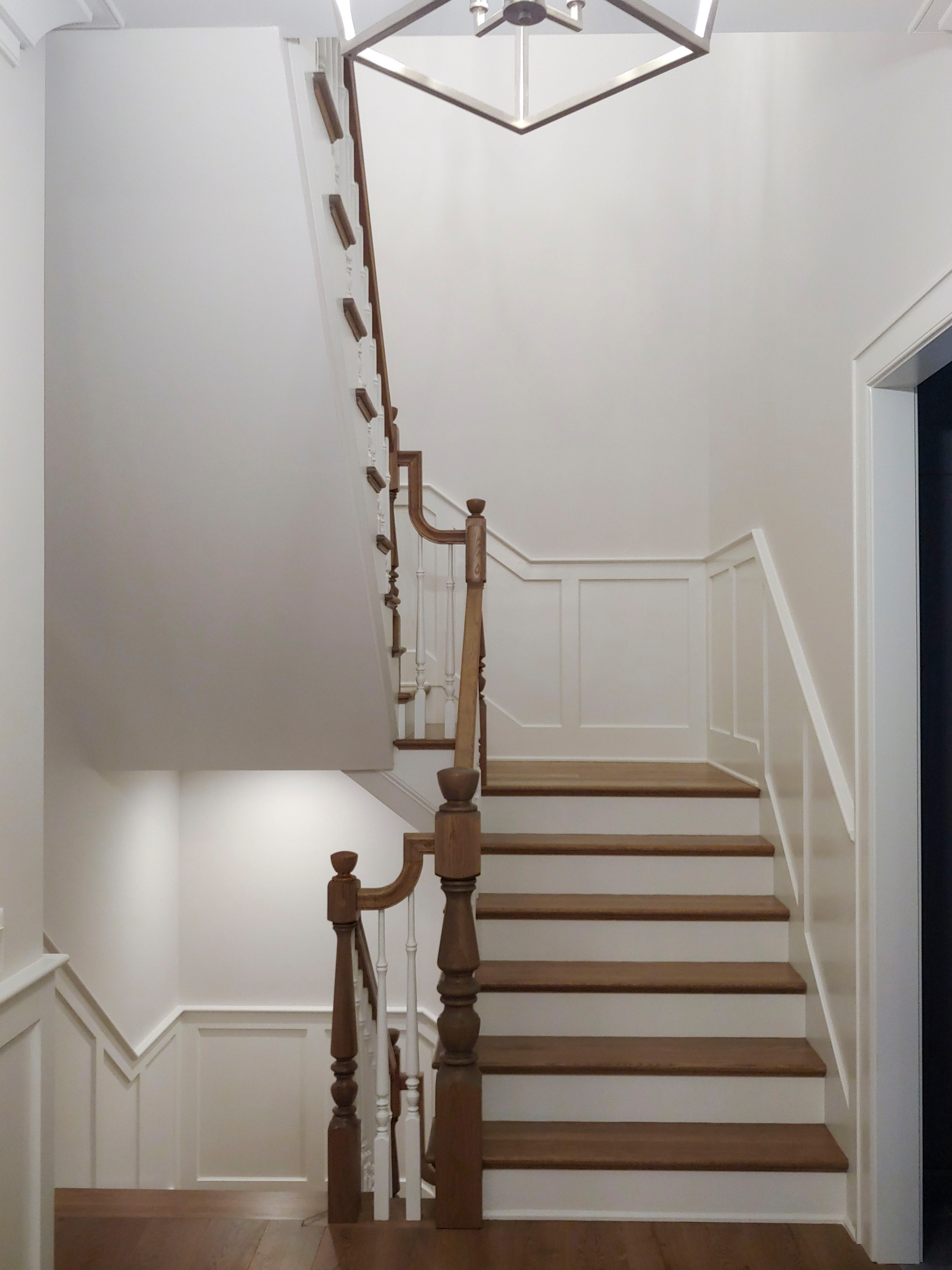103_Classic Staircase with Stunning Handcrafted Oak Railing System, Aldie VA 201