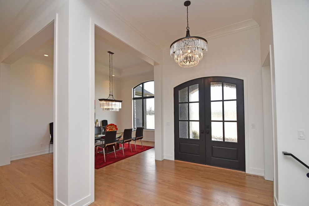 Inspiration for a transitional entryway remodel in Cincinnati