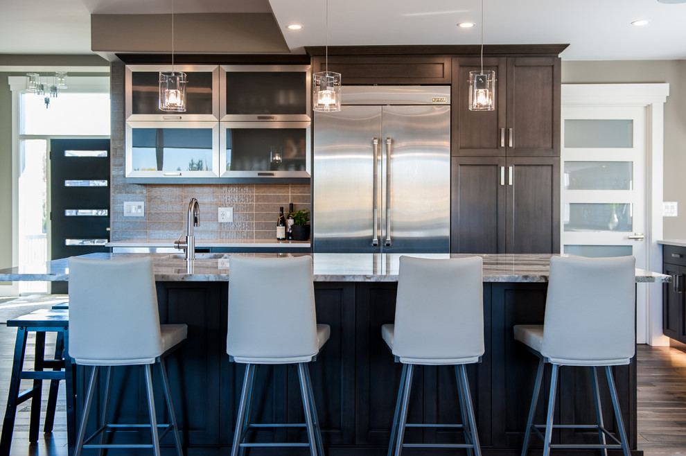 Transitional kitchen photo in Edmonton