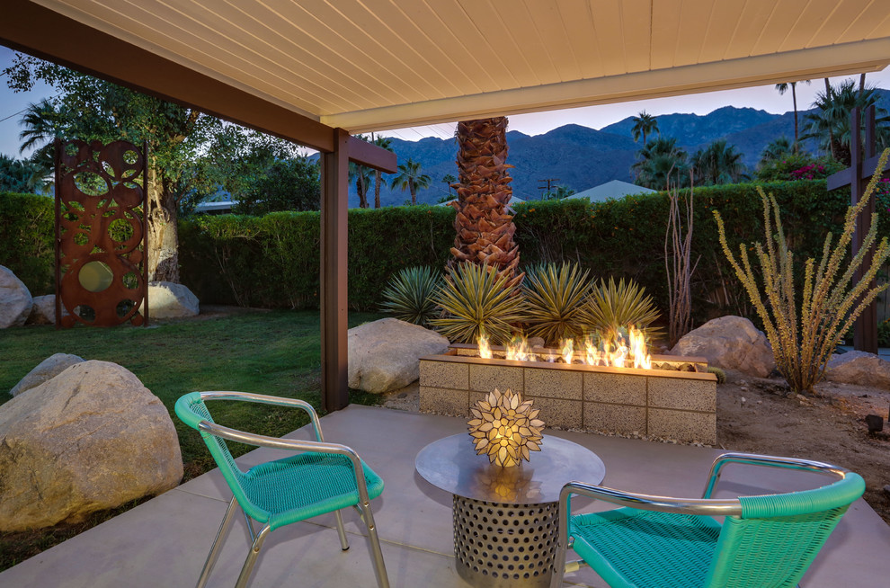 Inspiration for a 1960s home design remodel in Los Angeles