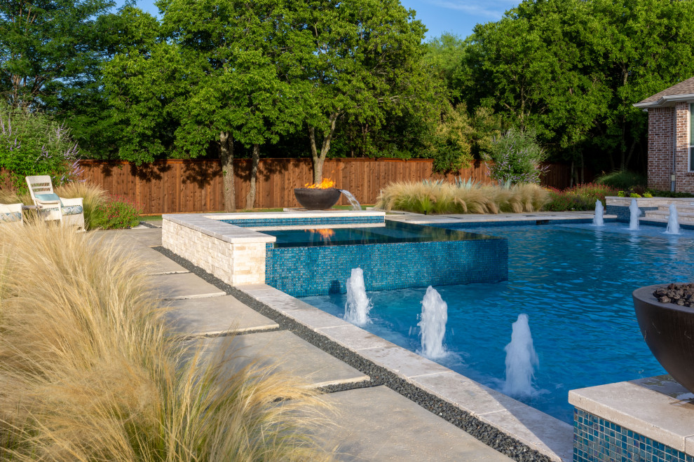 Example of a transitional pool design in Dallas