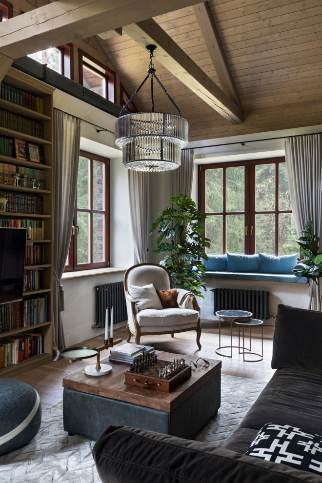 Дом в соснах