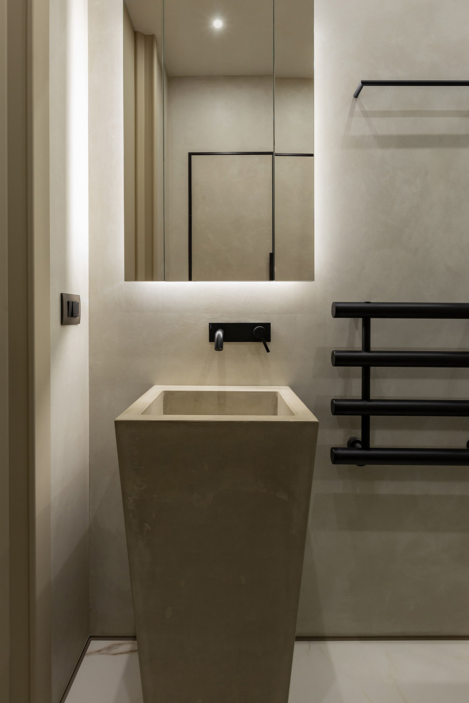 Лейтмотив - латунь