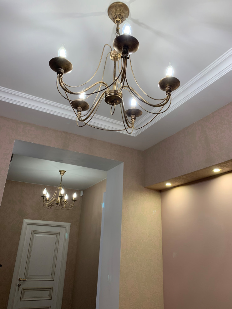 Люстра для холла