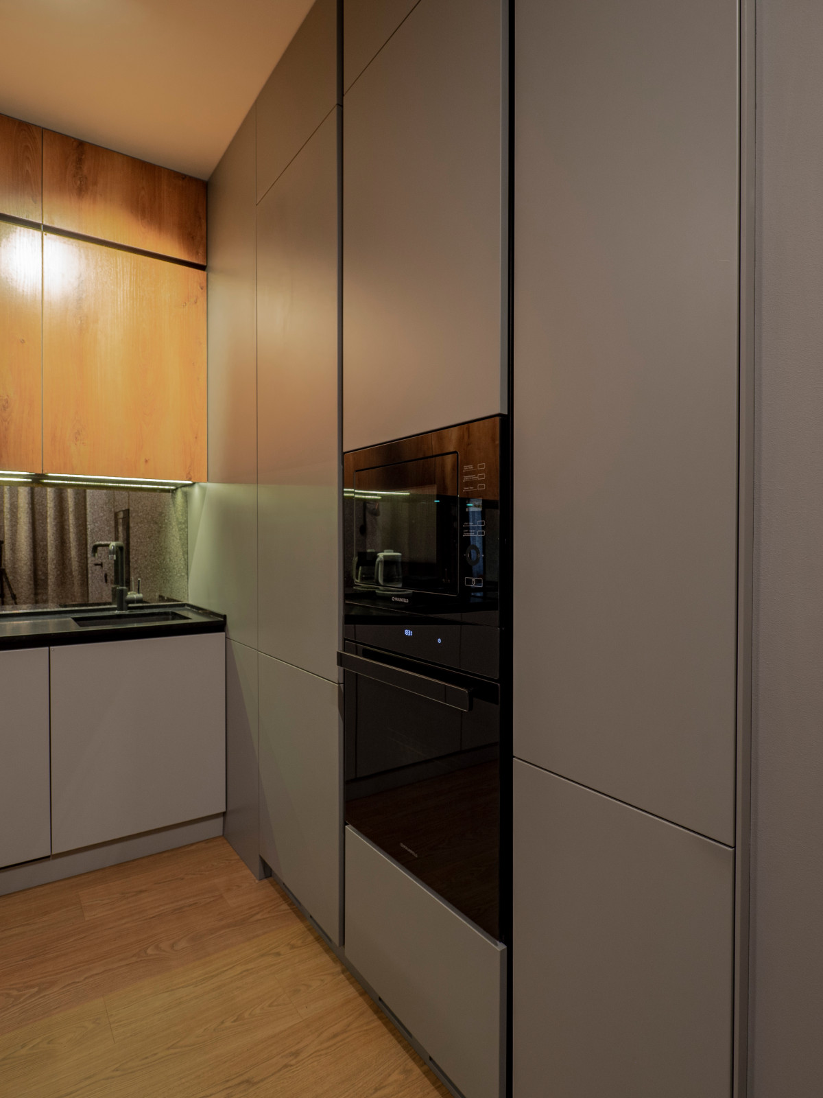 Стильная кухня в минималистичном стиле