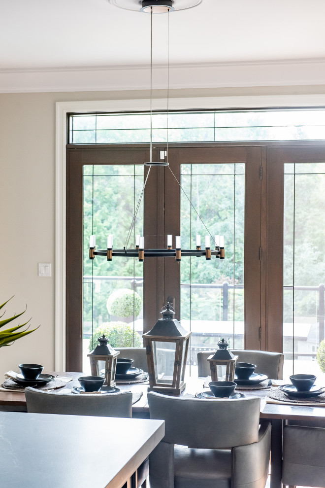 Home design - transitional home design idea in Toronto