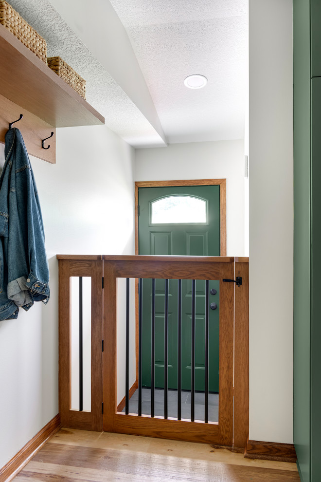 Entryway - entryway idea in Minneapolis