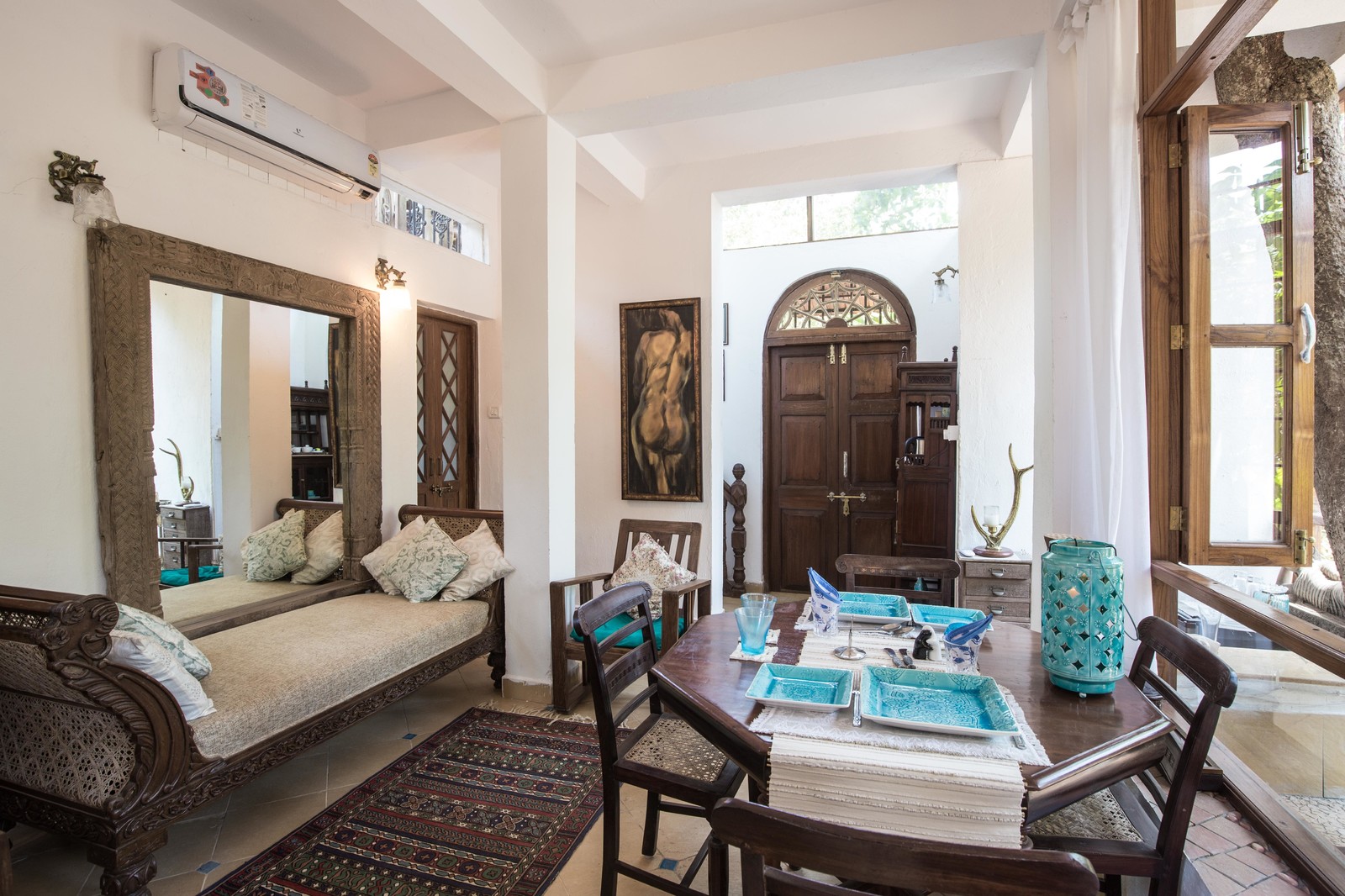 Роскошный дом на дереве в восточном стиле.