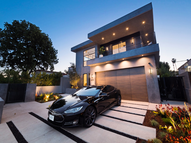 Front modern-entry