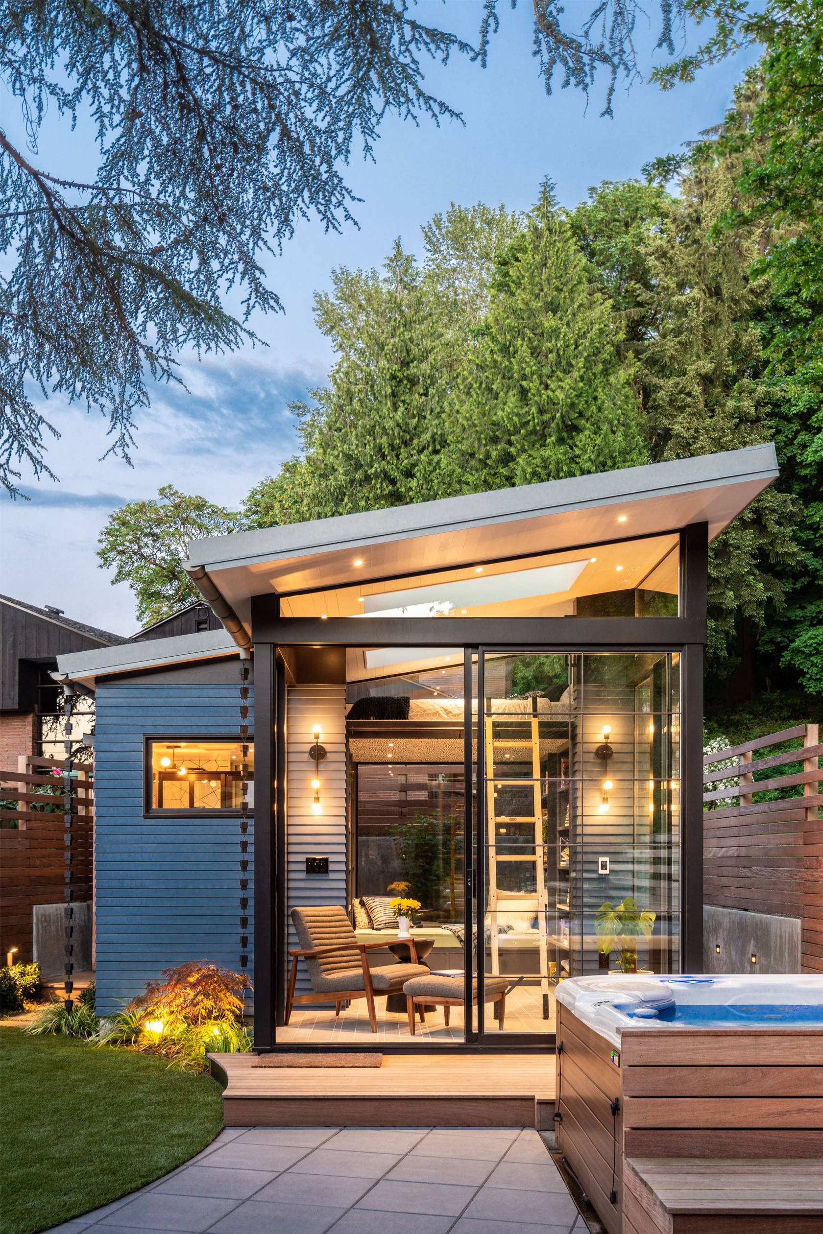 75 Guesthouse Ideas You'll Love - January, 2026 | Houzz, image size:1680x2520