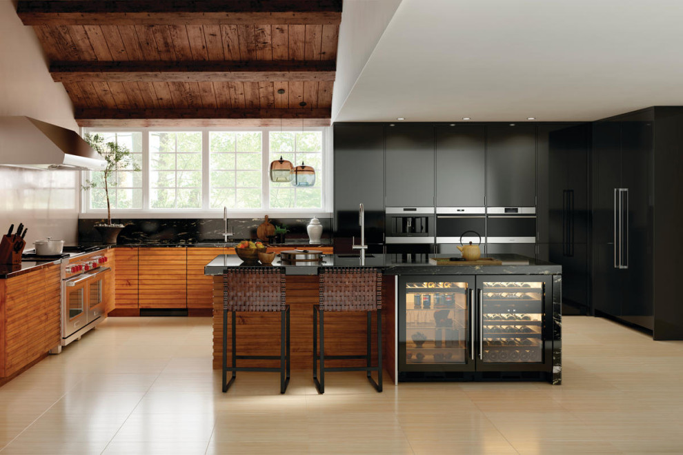 Kitchen - transitional kitchen idea in Phoenix