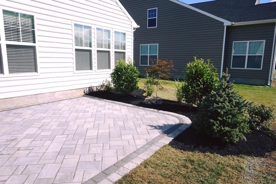Howell, NJ Freeform patio and rear landscaping