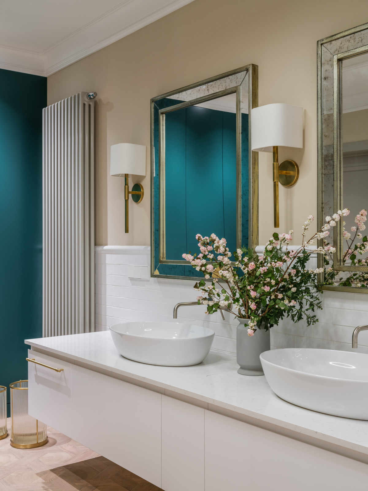 Дом с зелёной гостиной