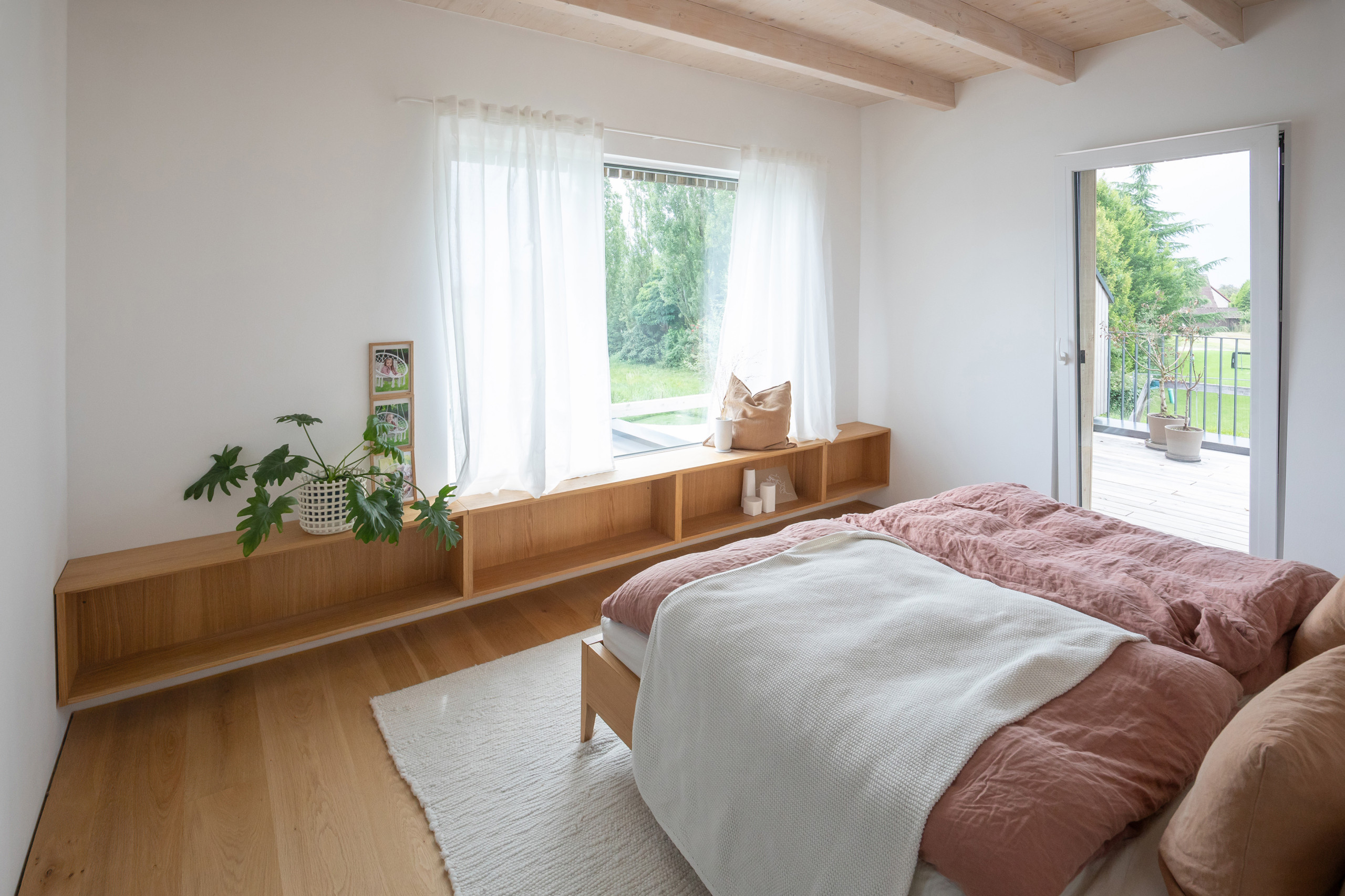 75 Schlafzimmer mit Holzdecke Ideen & Bilder - Oktober 2026