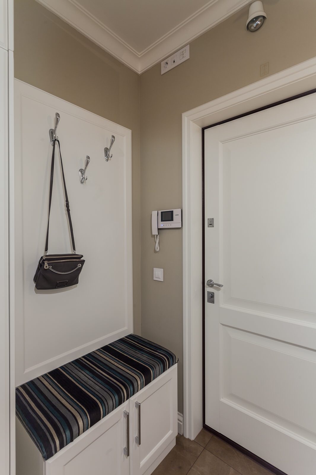 квартира на Нагатинской набережной.