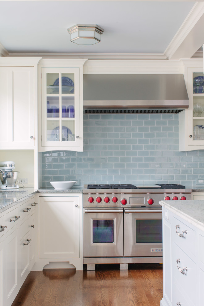Cabinetry with furniture details - Traditional - Kitchen ...